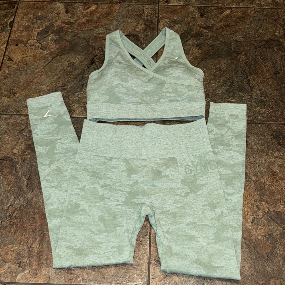 Gymshark light Green Camo Legging and sports bra Set